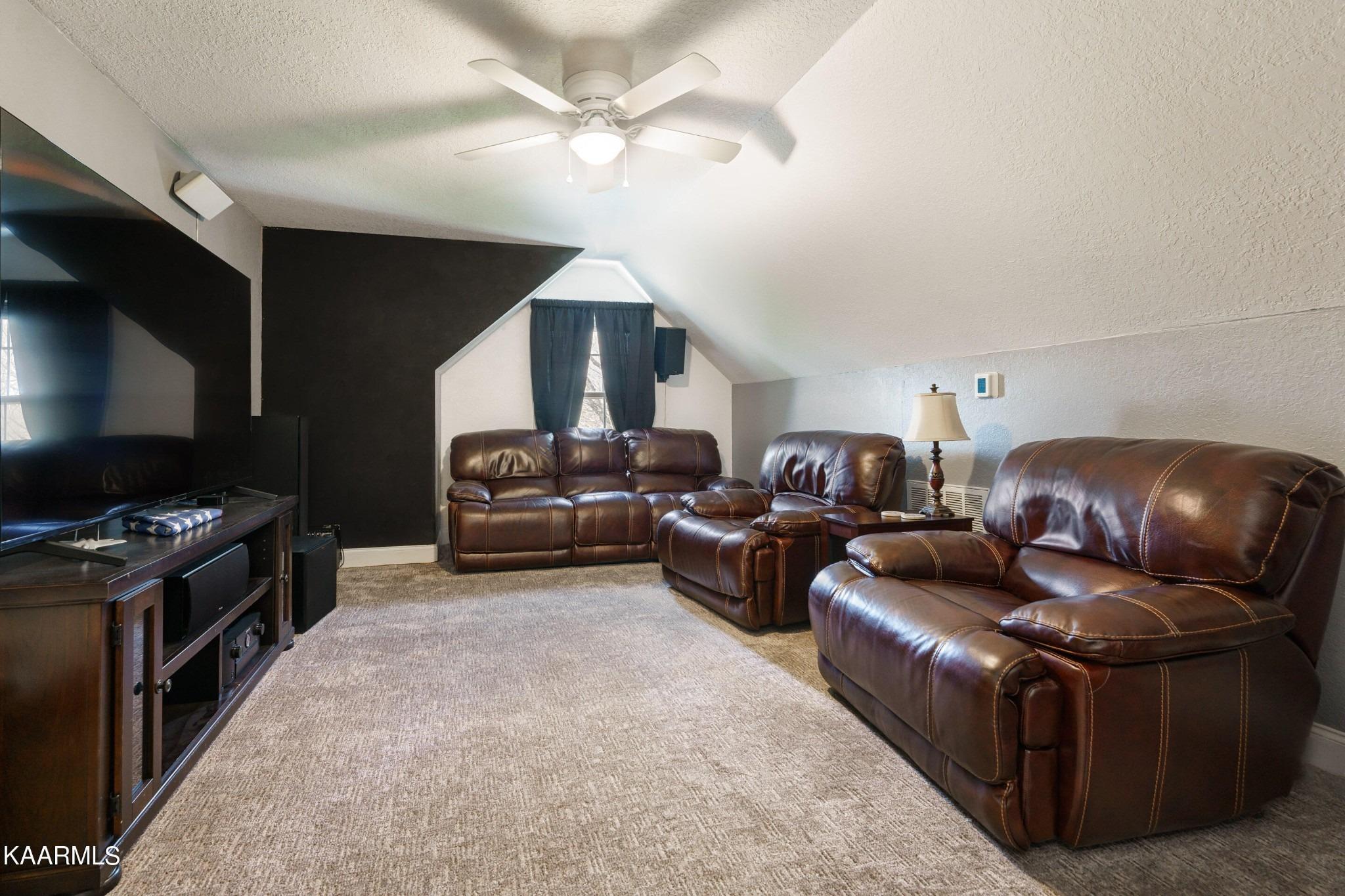 Cherokee Dr, Maryville, TN 37801