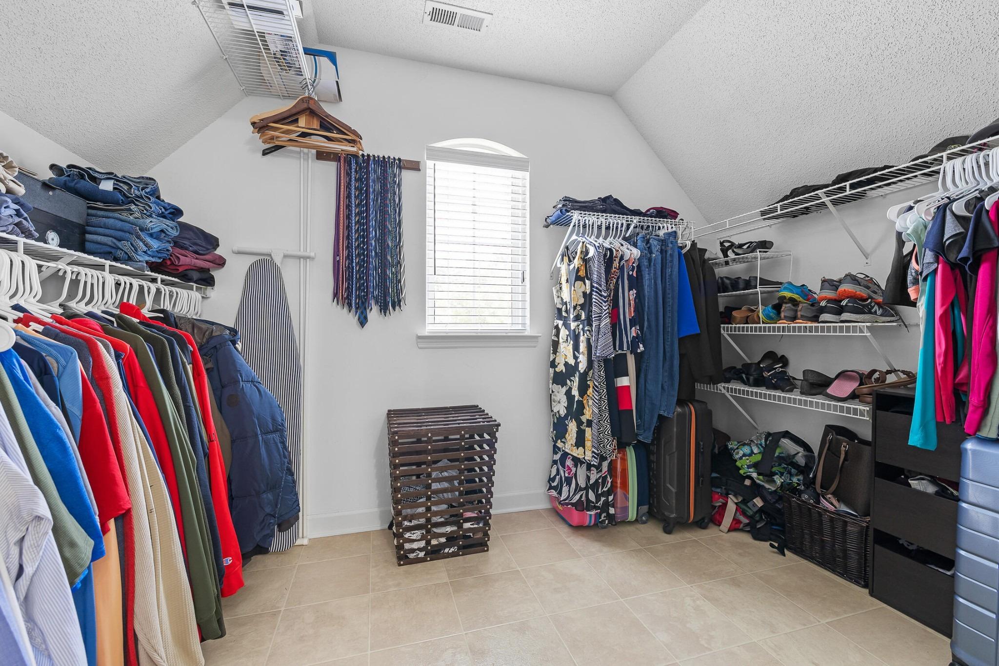 S Middleview Dr, Ringgold, GA 30736