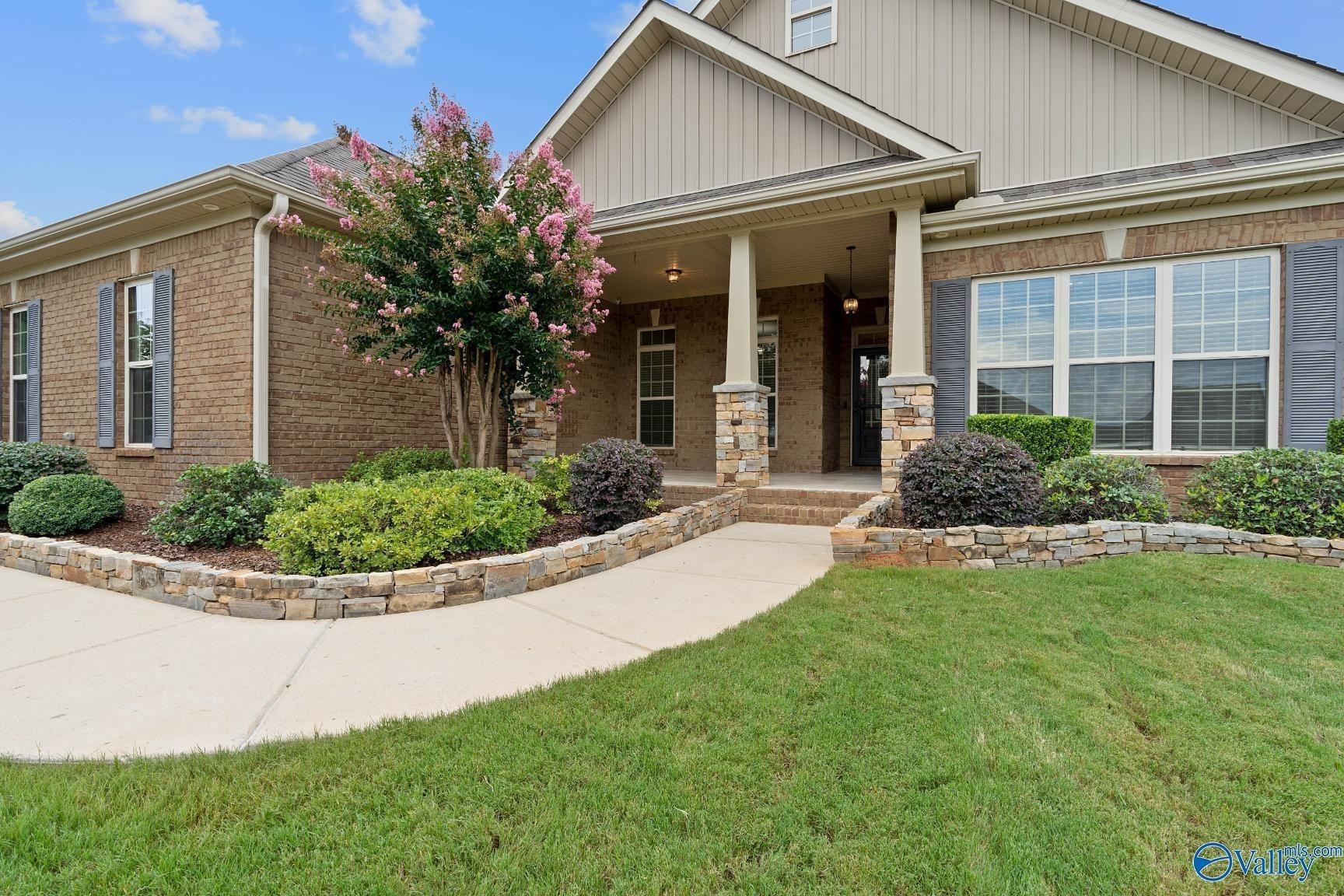 Stone River Rd, Huntsville, AL 35811