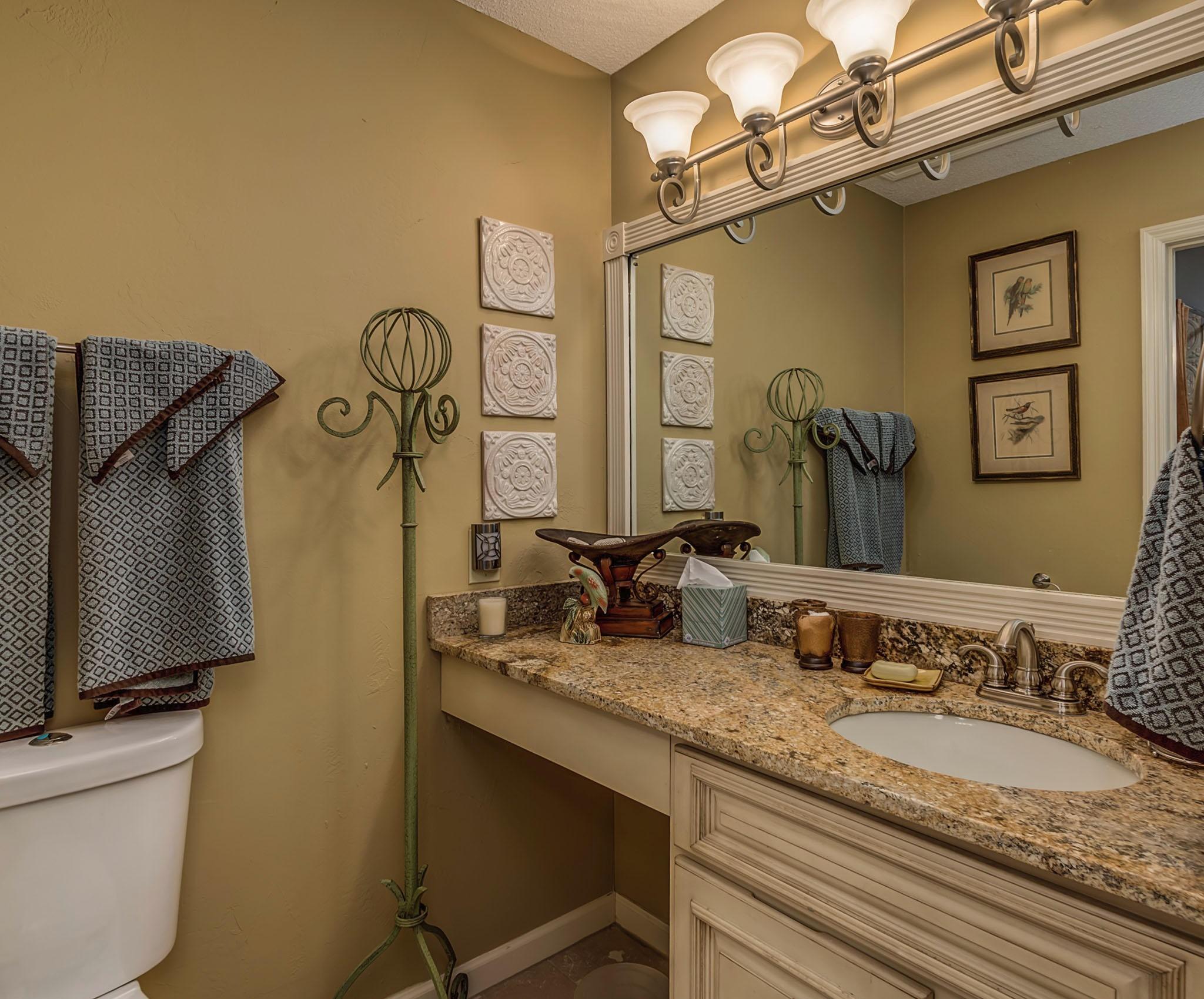 Llanerch Pt, Farragut, TN 37934