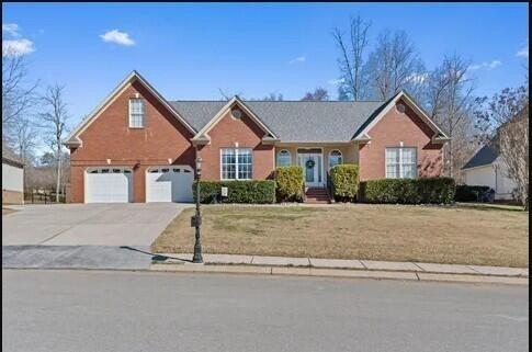 Leighton Dr, Soddy Daisy, TN 37379