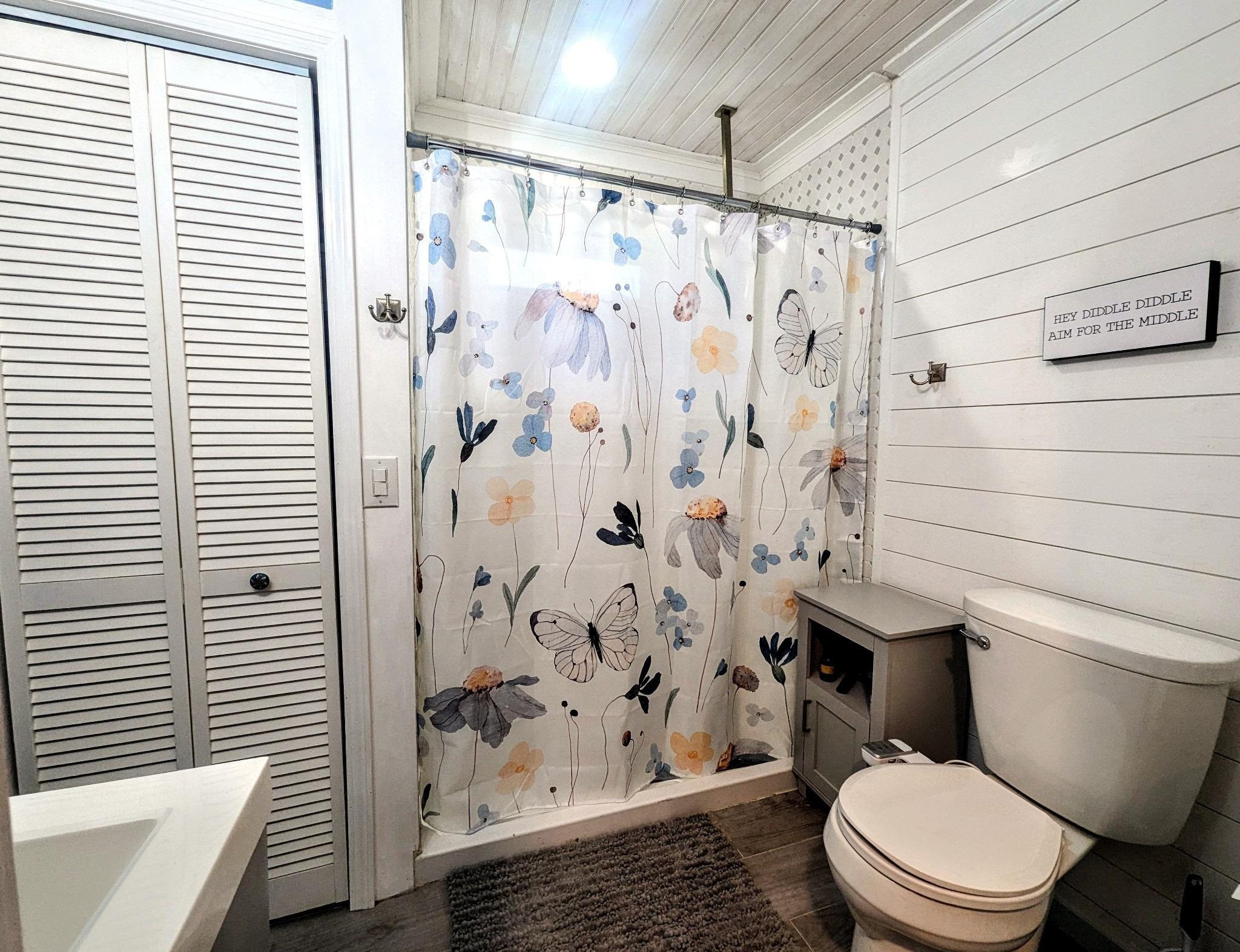 Hickory St, Centerville, TN 37033