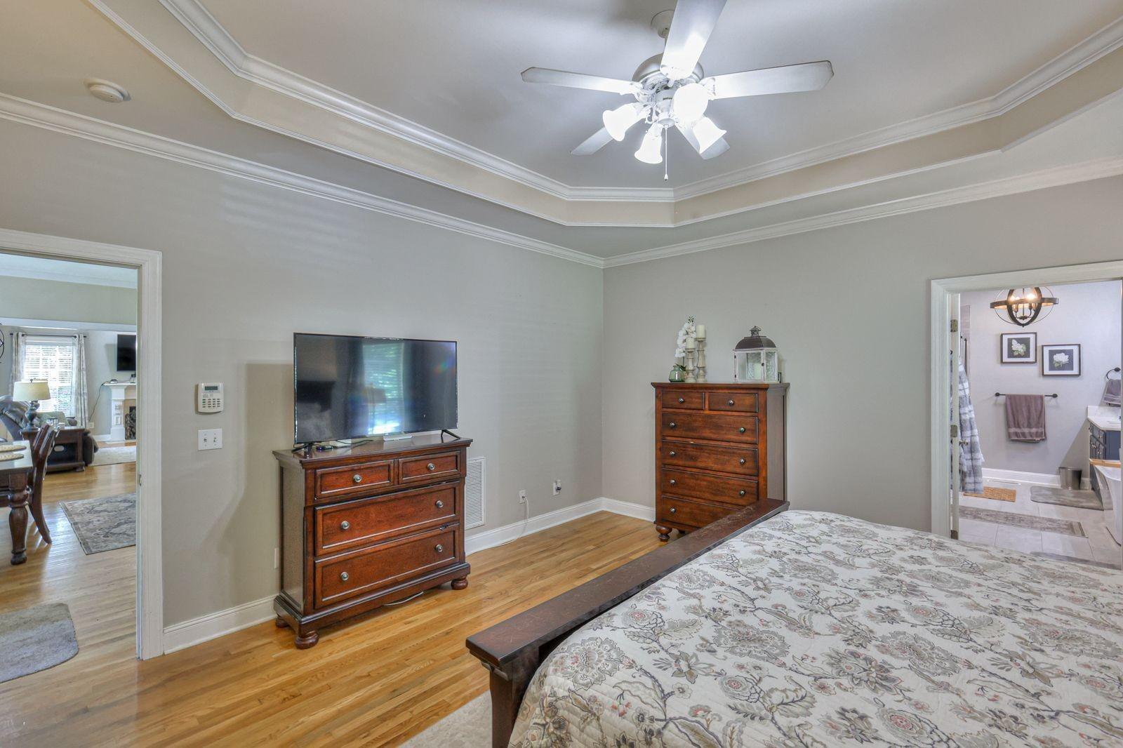 Salem Cove Ln, Murfreesboro, TN 37128
