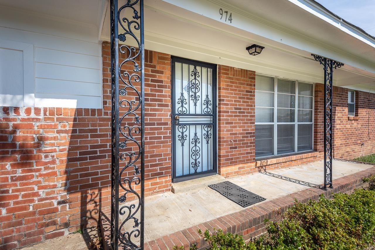 E Holmes Rd, Memphis, TN 38116