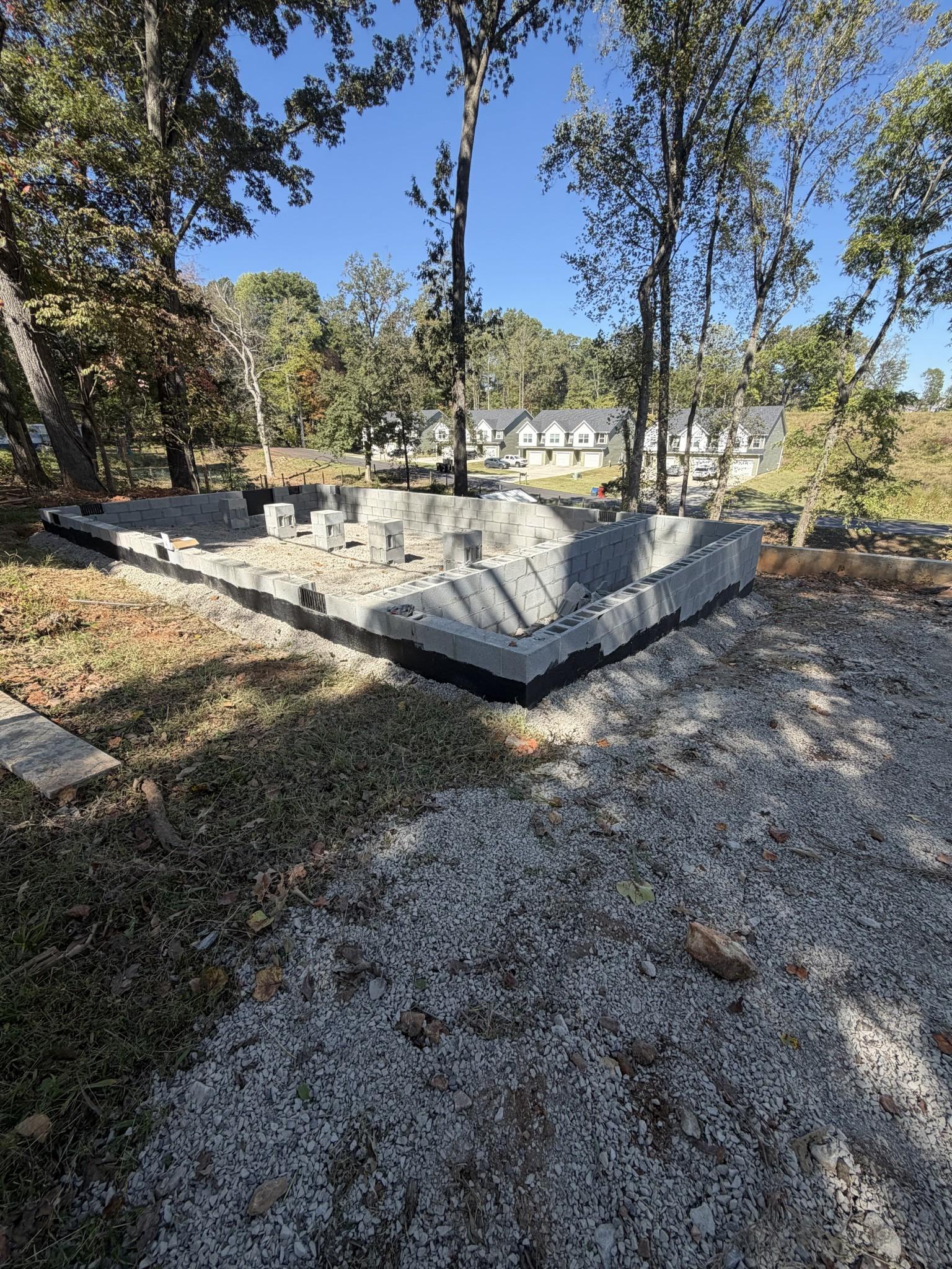 Shady Ln, Clarksville, TN 37042