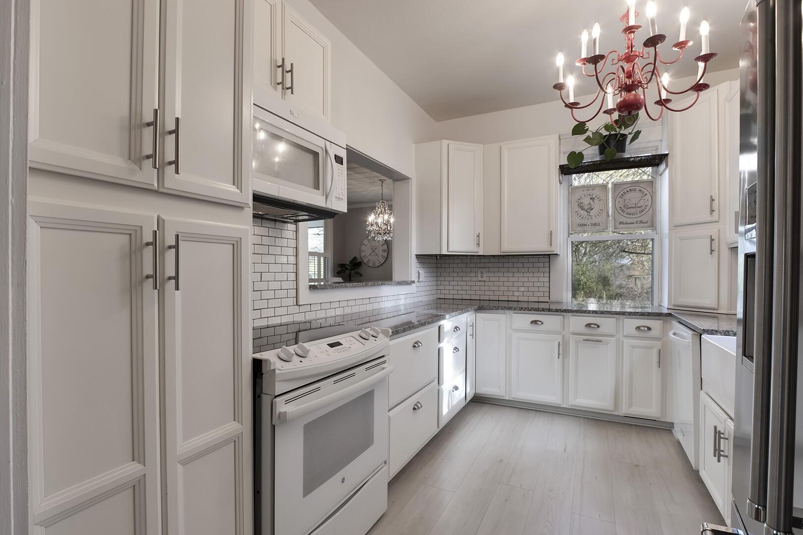 Mulberry St, Loudon, TN 37774