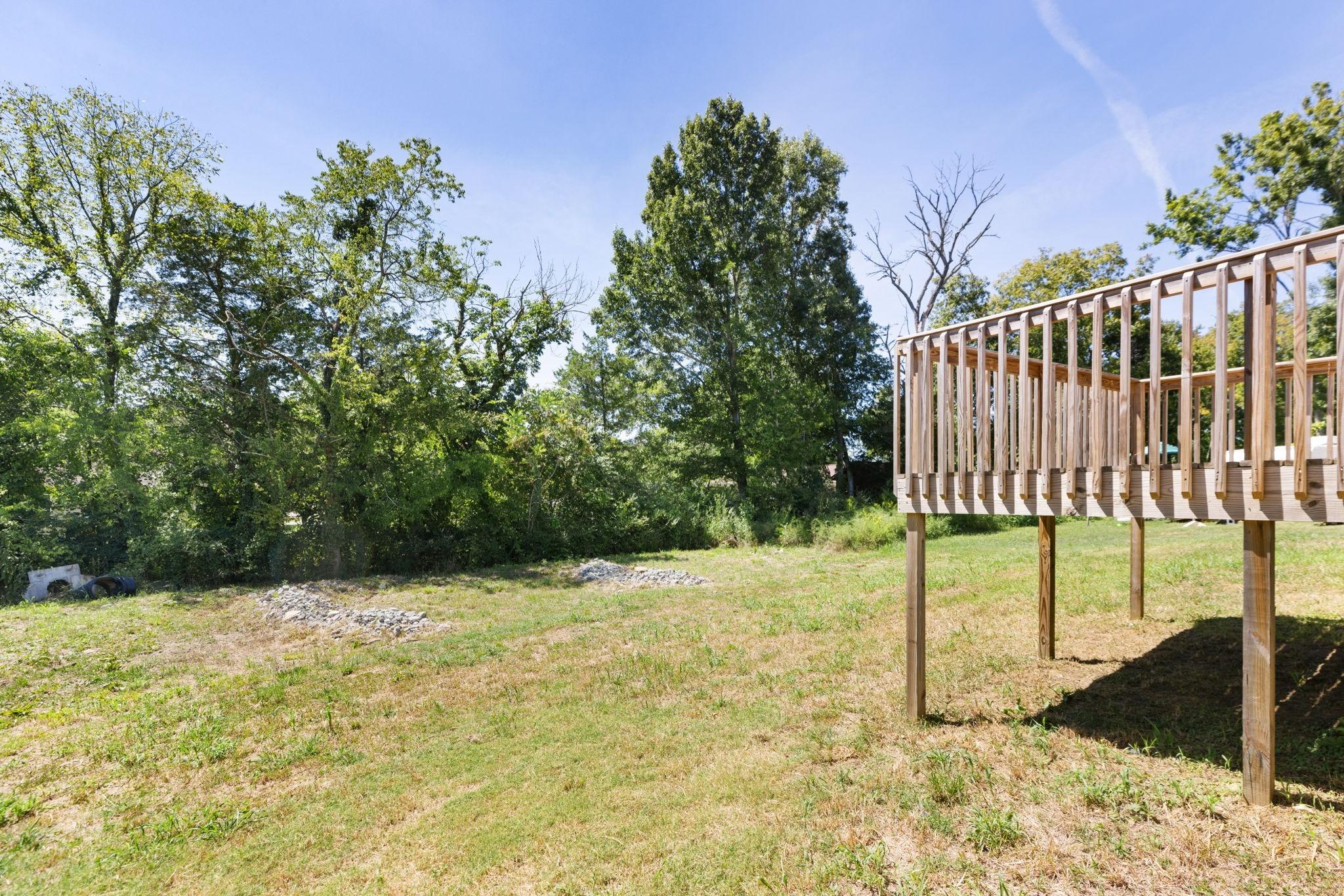 Southview Dr, Lewisburg, TN 37091