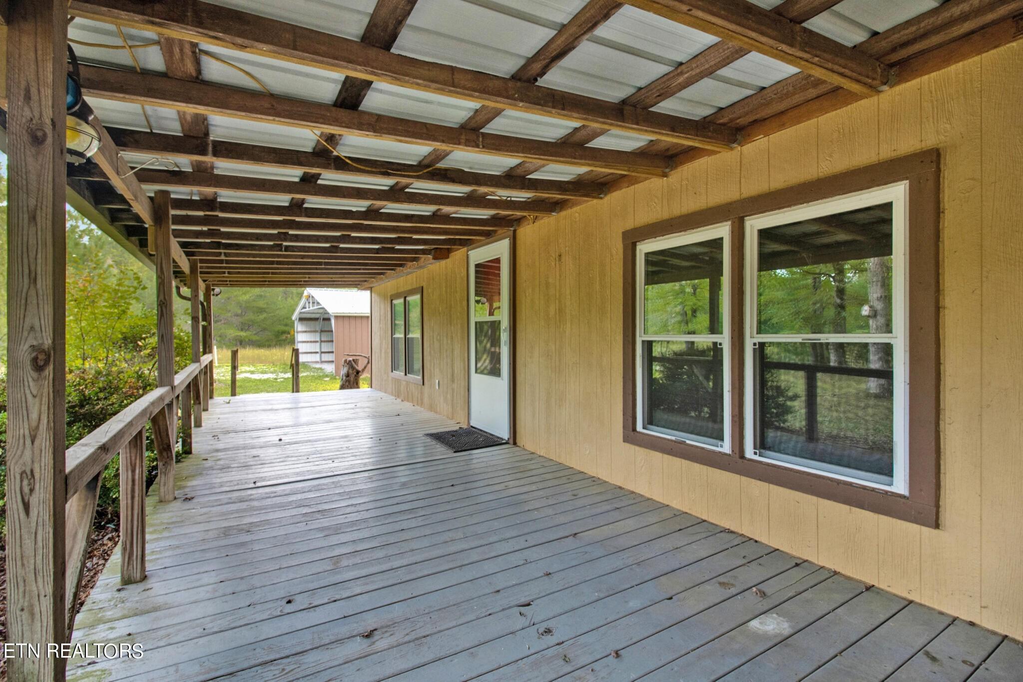 Nashville Hwy, Deer Lodge, TN 37726