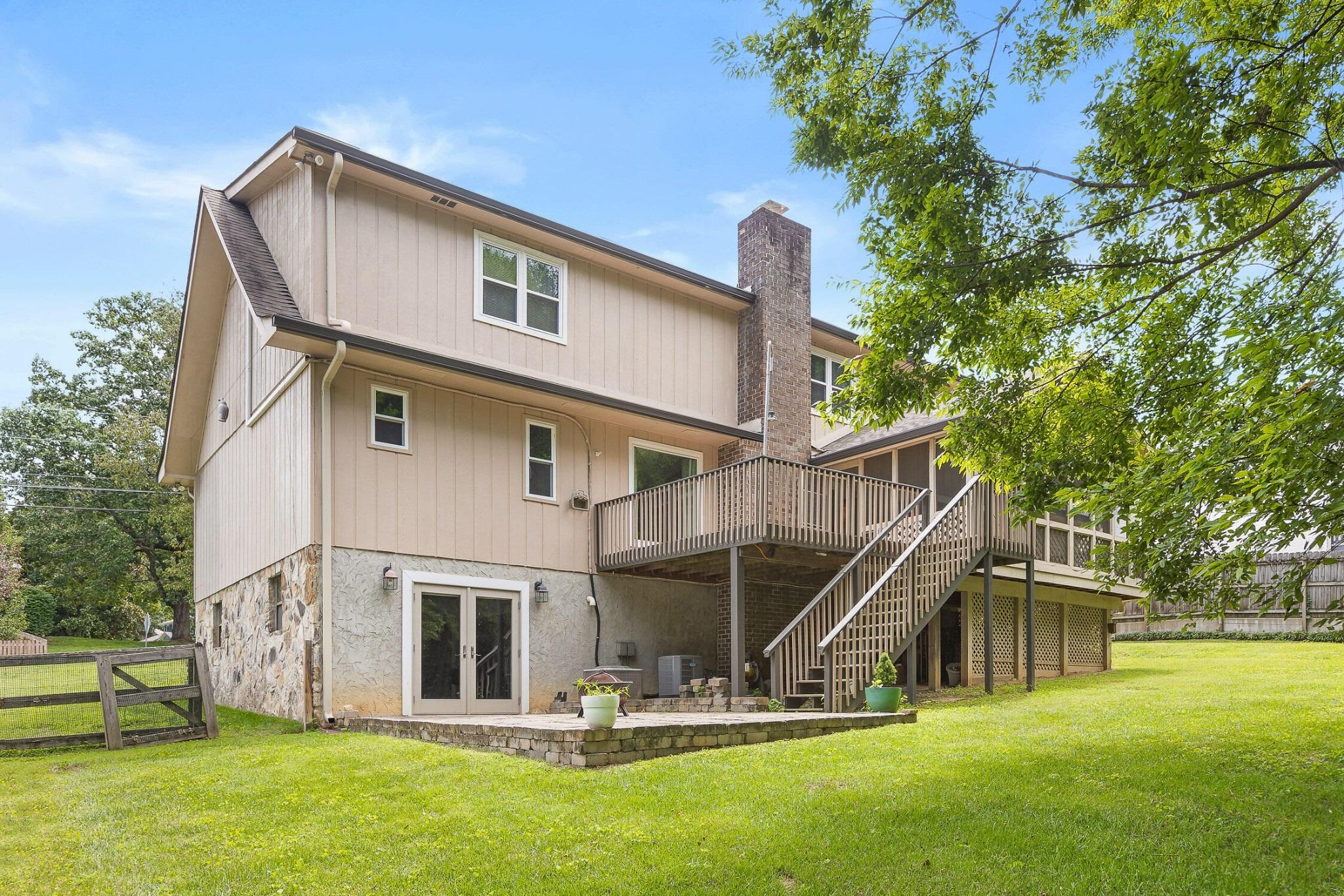 Stone Crest Cir, Chattanooga, TN 37421