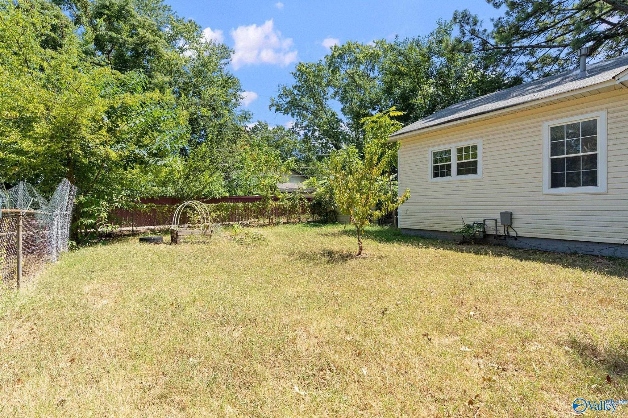 Clopton St Sw, Huntsville, AL 35805