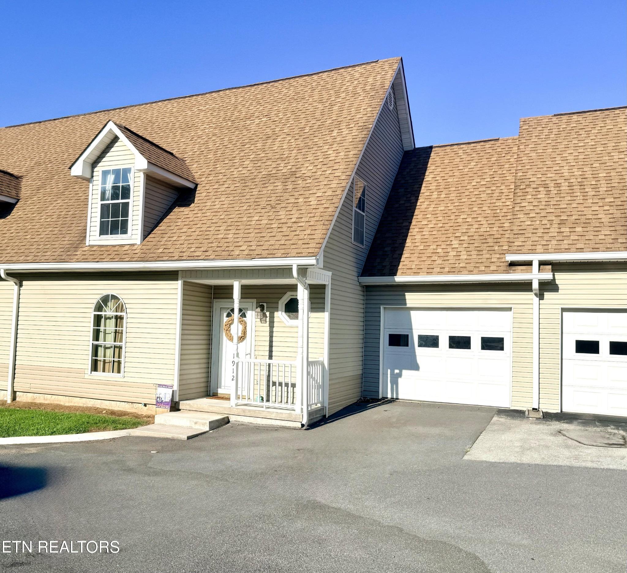 Walnut Ave, Jefferson City, TN 37760