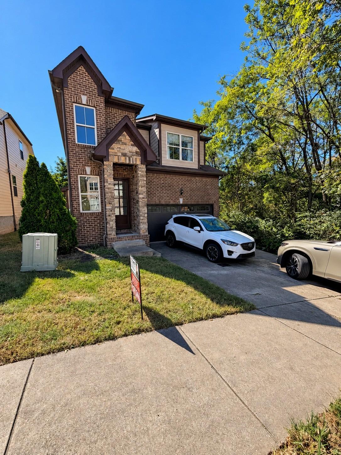 Woodlands Ave, Nashville, TN 37211