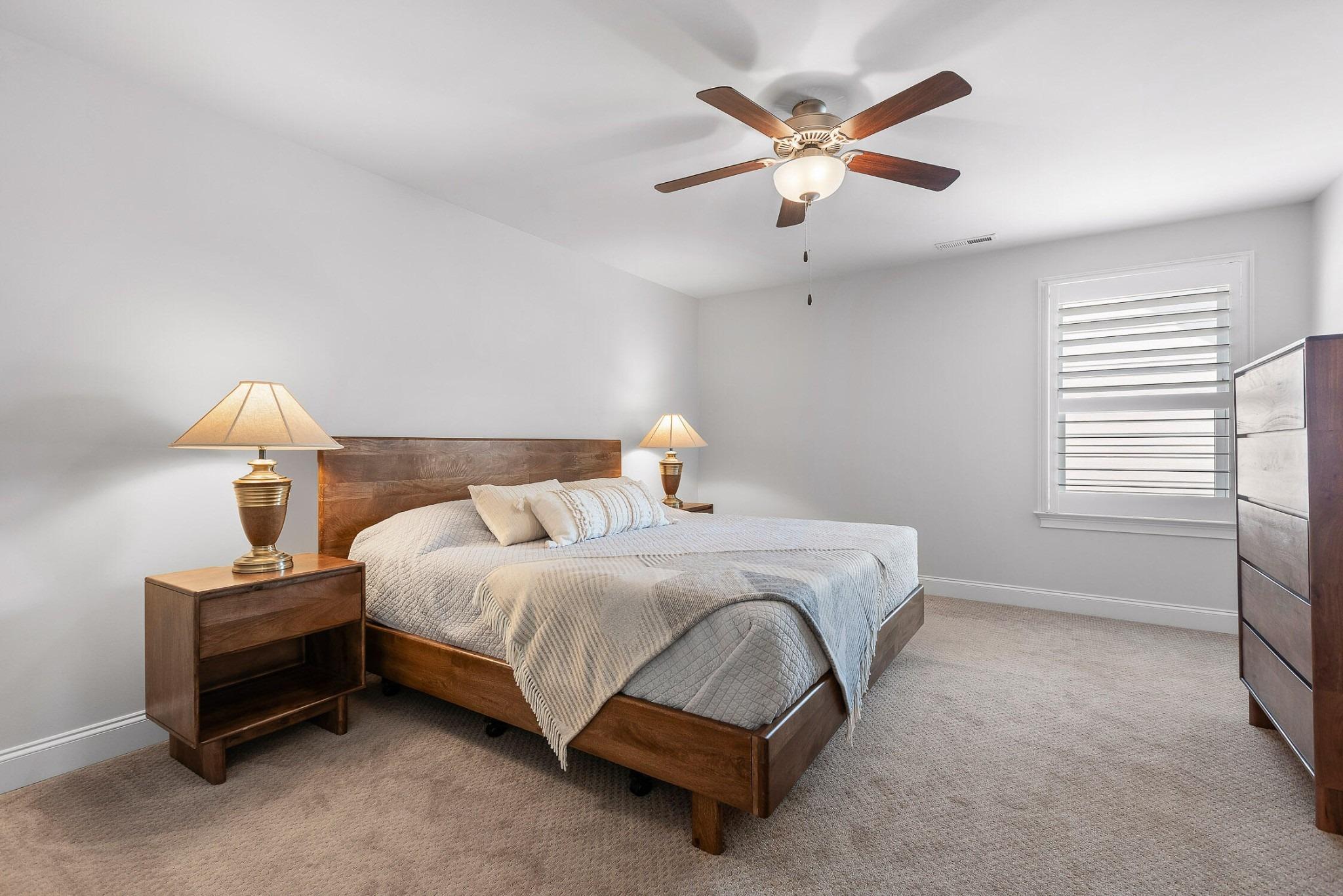 Weeping Willow Dr, Ooltewah, TN 37363
