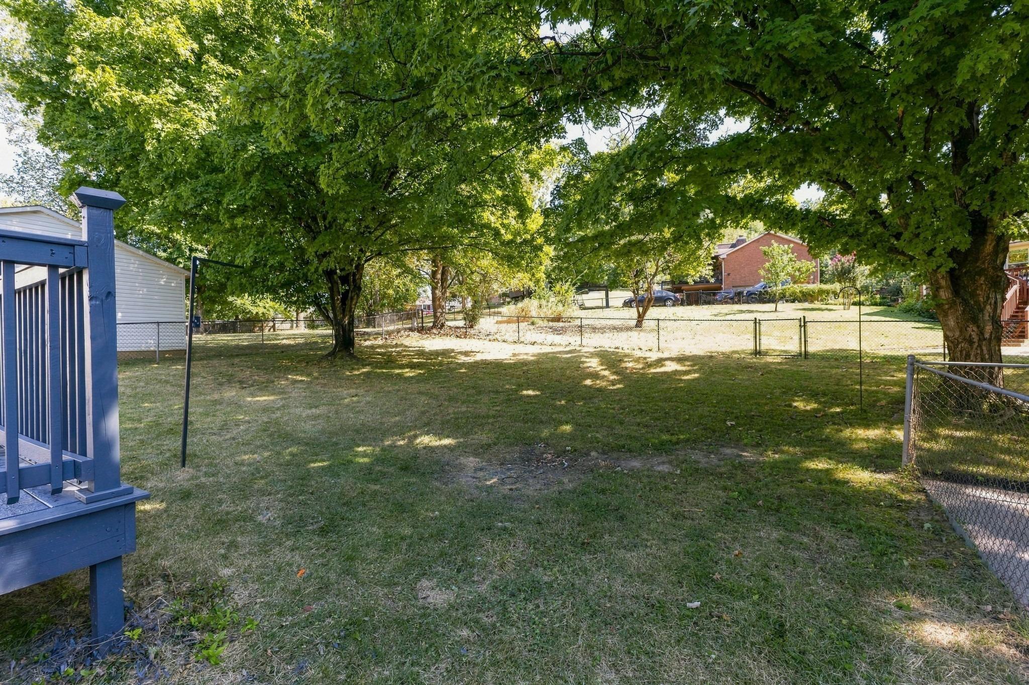 Blackwood Dr, Nashville, TN 37214