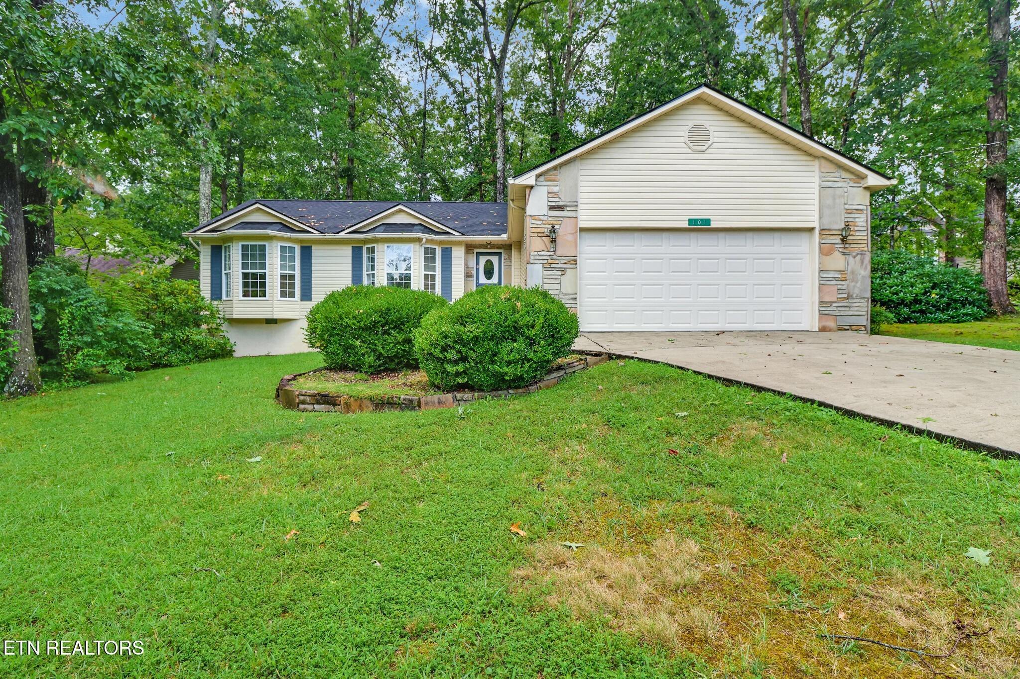 Ashdown Ln, Crossville, TN 38558