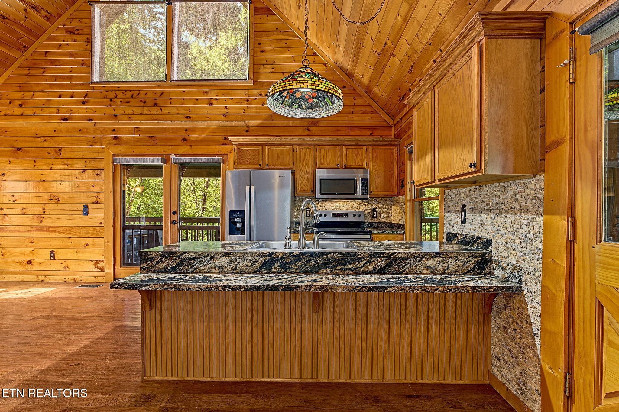 Gordon Way, Sevierville, TN 37876