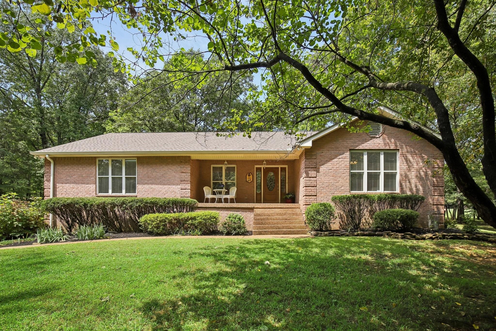Coles Ferry Pike, Lebanon, TN 37087