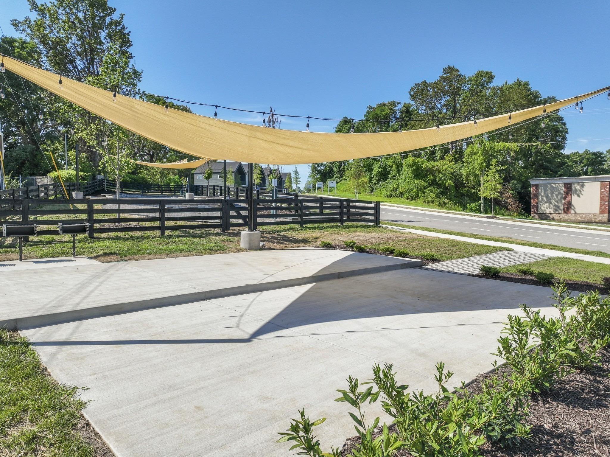 Markham St Unit 45, Nashville, TN 37214