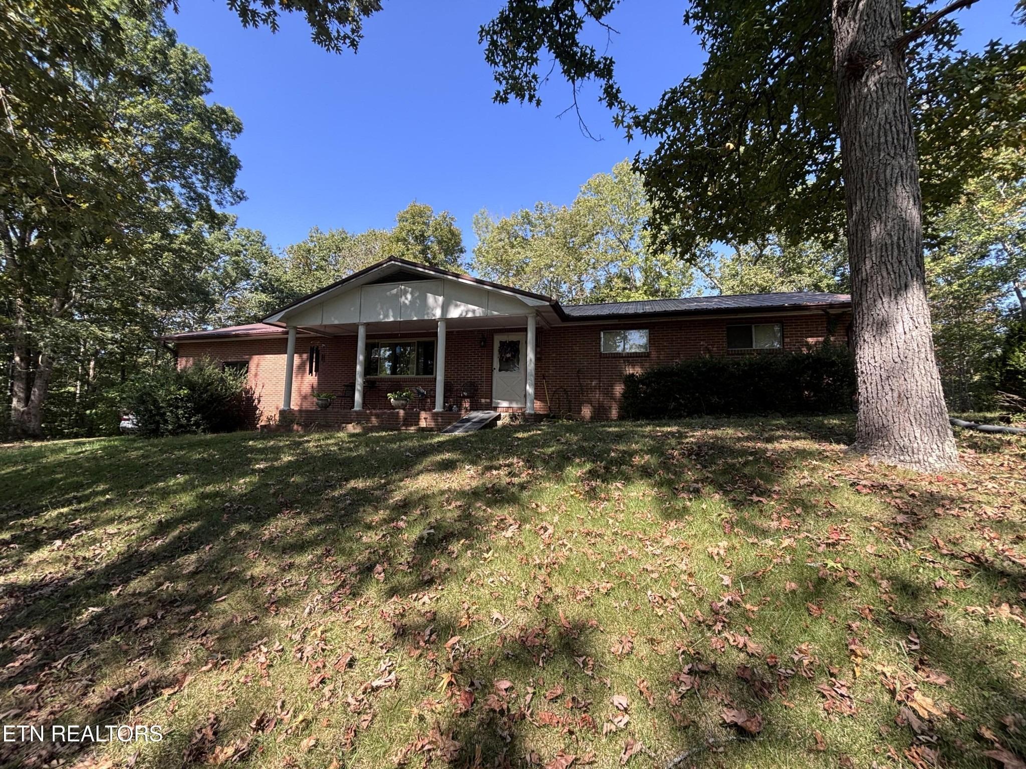 Scott Rd, Harriman, TN 37748