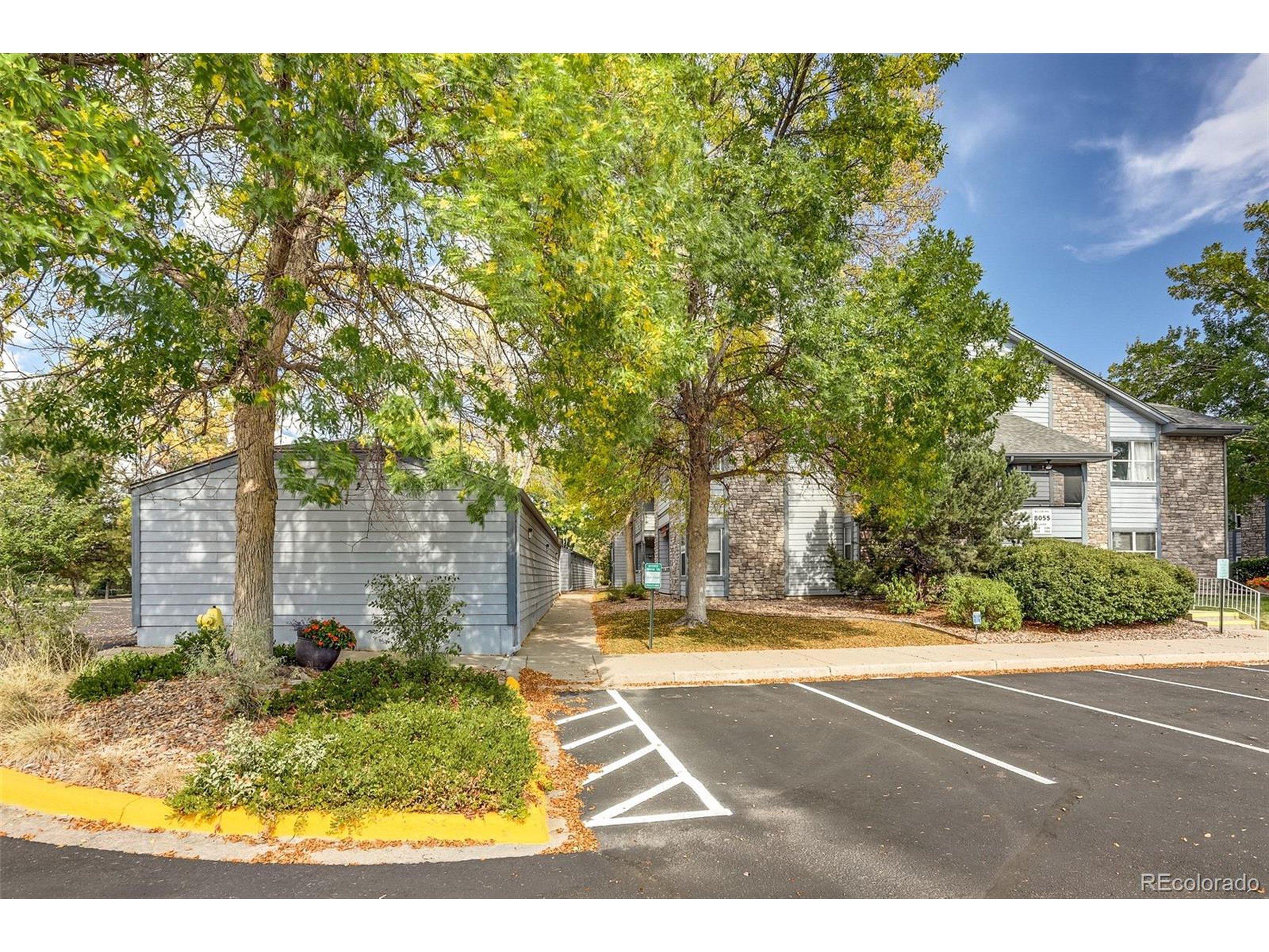 W Eastman Pl, Lakewood, CO 80227