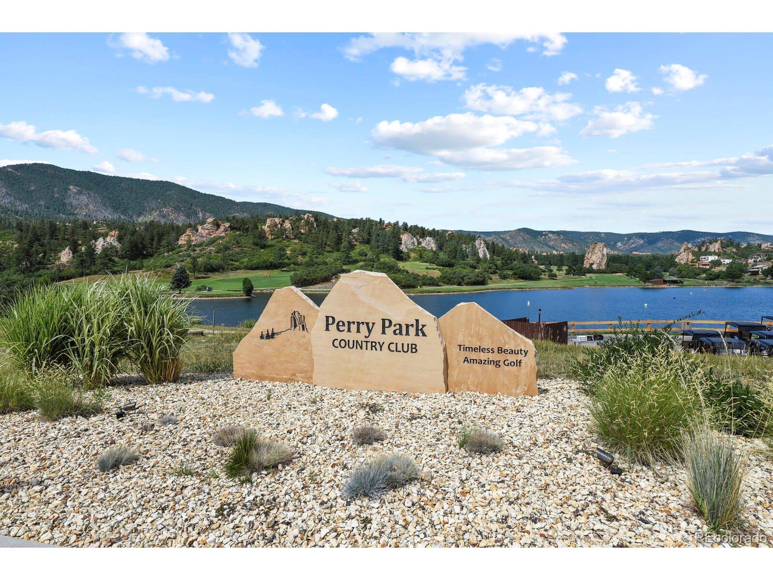 Winged Foot Ct, Larkspur, CO 80118