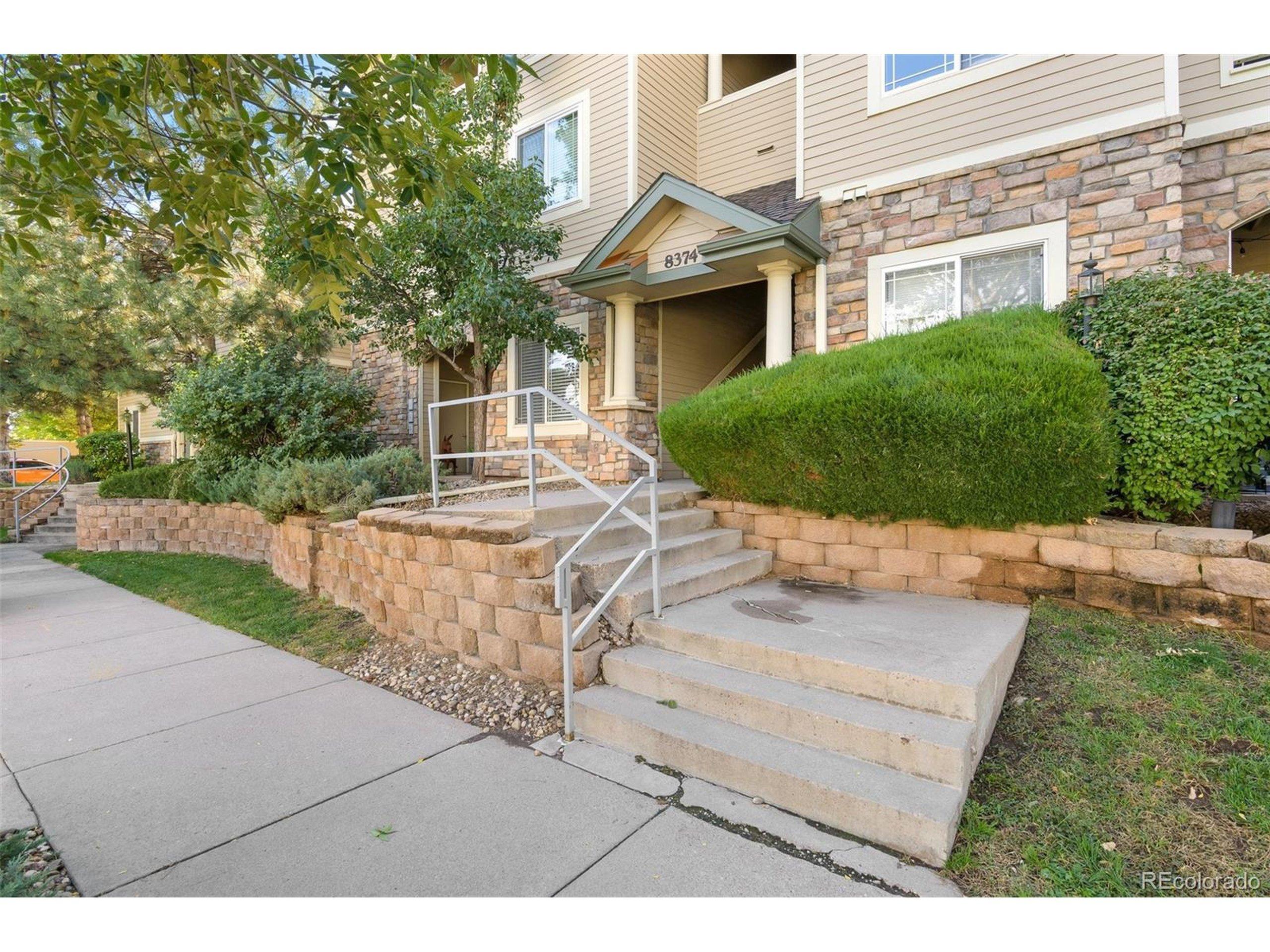 S Holland Way, Littleton, CO 80128