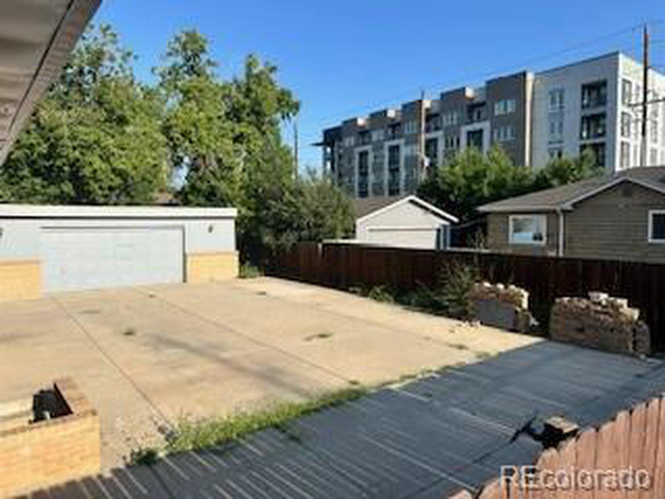 Benton St, Lakewood, CO 80214