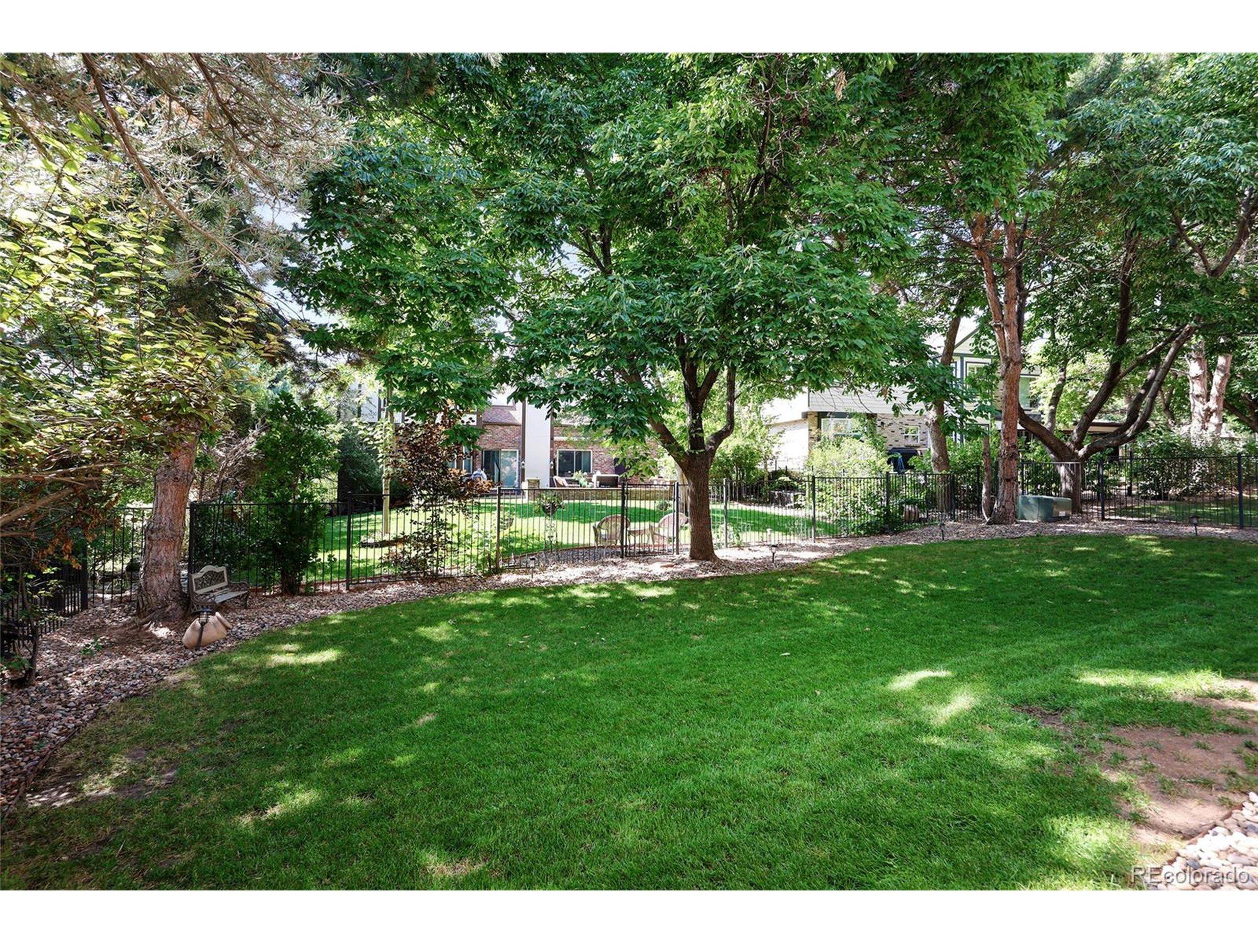 S Iola Ct, Englewood, CO 80111