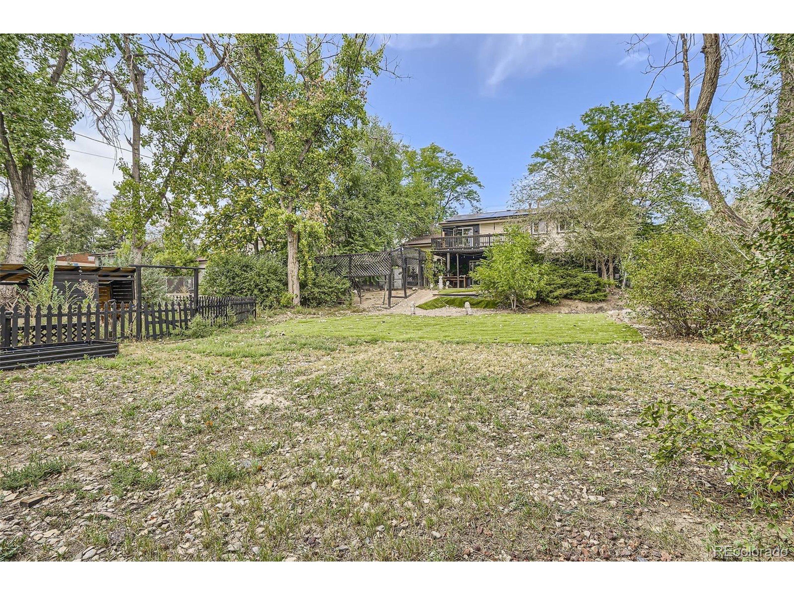 Oberon Rd, Arvada, CO 80004