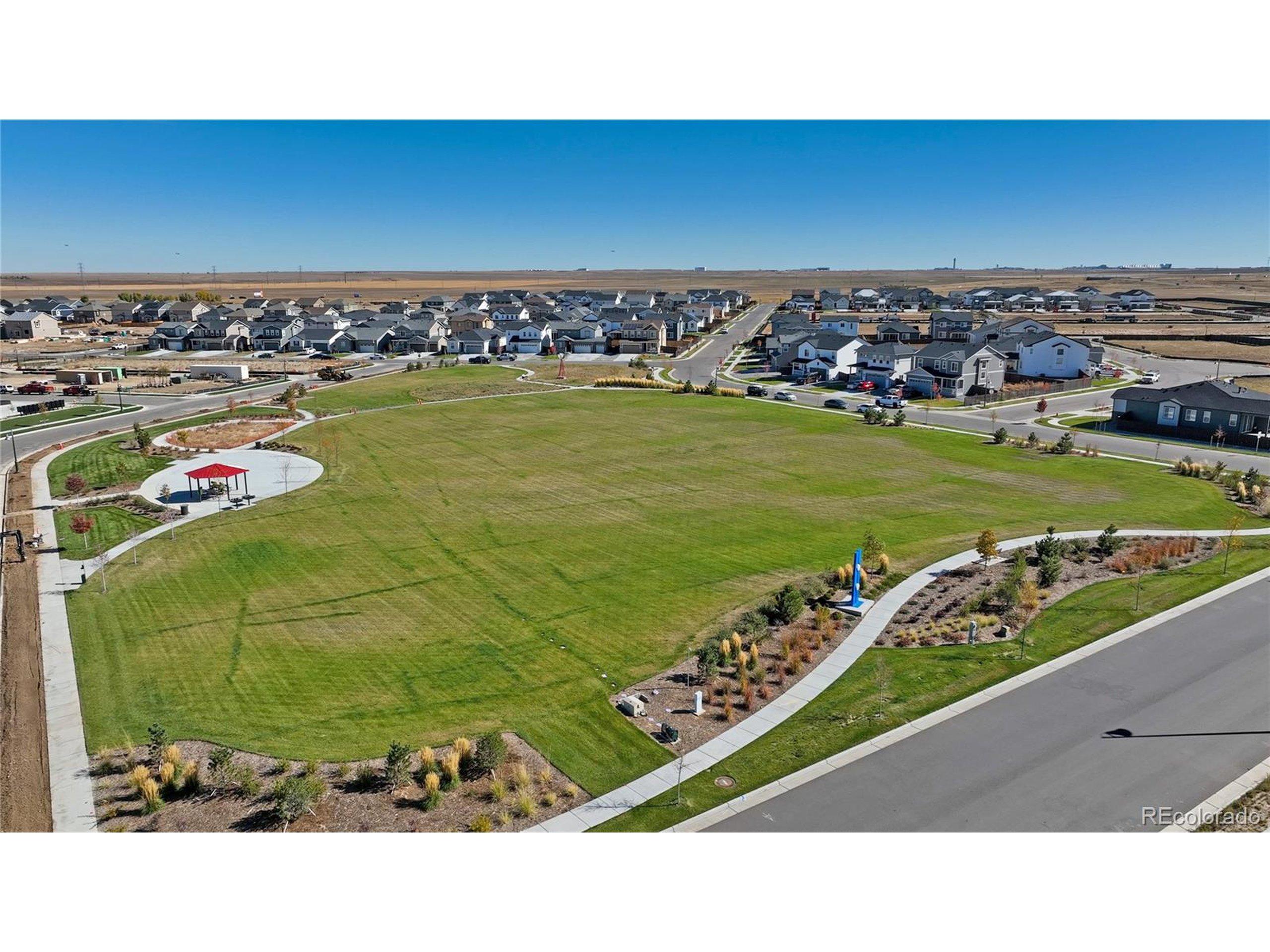 Ceylon Ct, Commerce City, CO 80022
