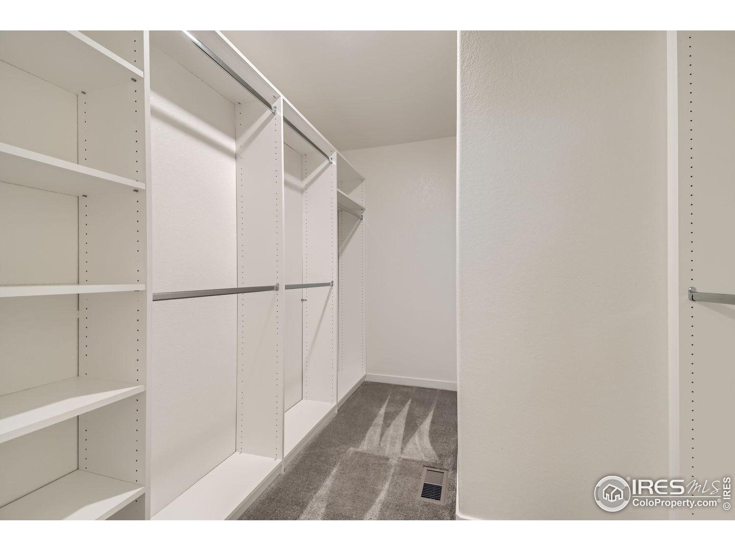 Clermont Ln, Thornton, CO 80229
