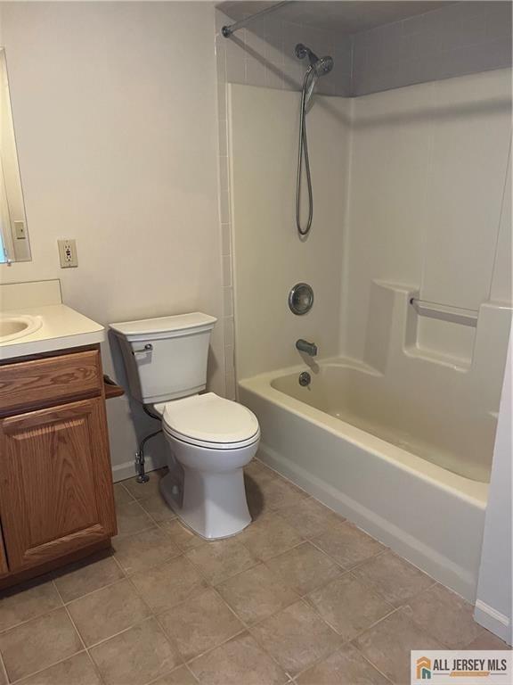 Kenneth Ave, South Plainfield, NJ 07080