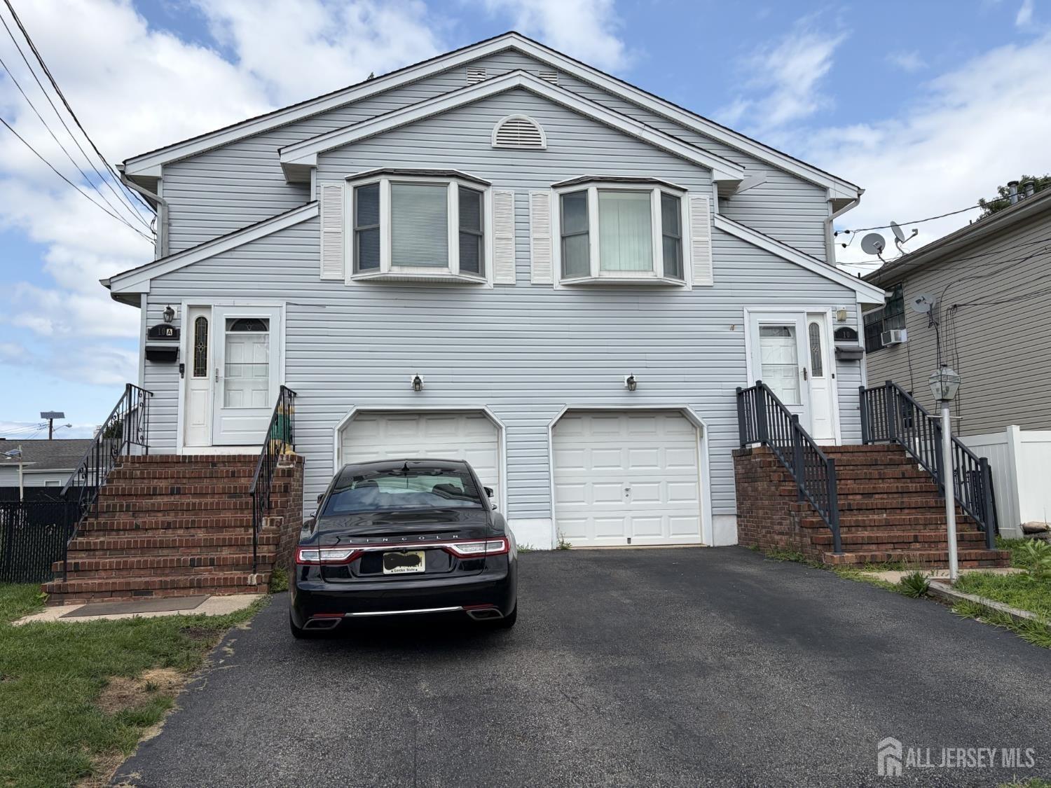 Holmes St, Carteret, NJ 07008