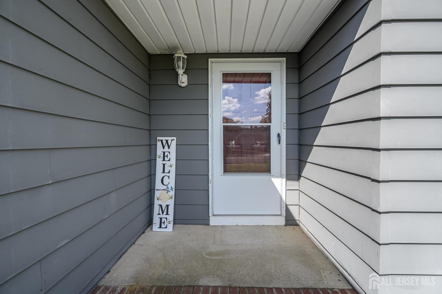 Rodhos St, Toms River, NJ 08757