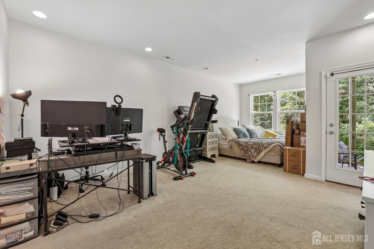 Waypoint Dr, Eatontown, NJ 07724