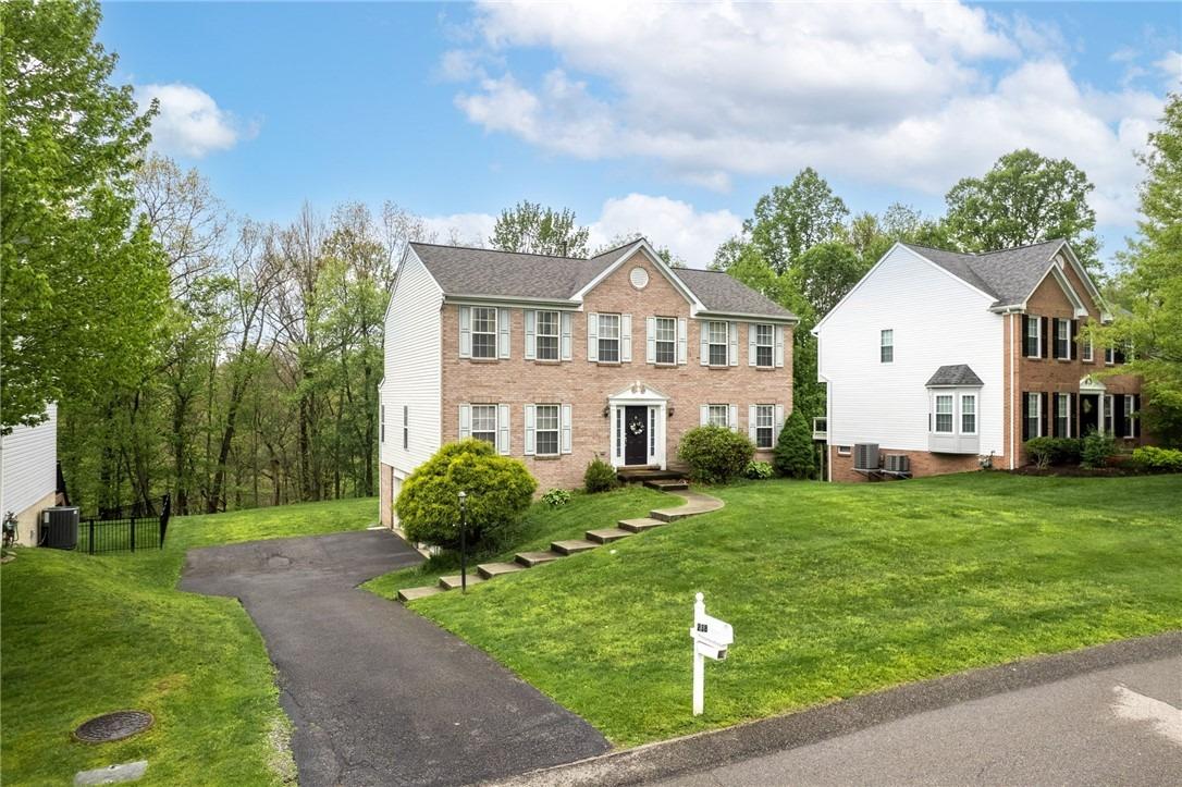 Gary Dr, Sewickley, PA 15143