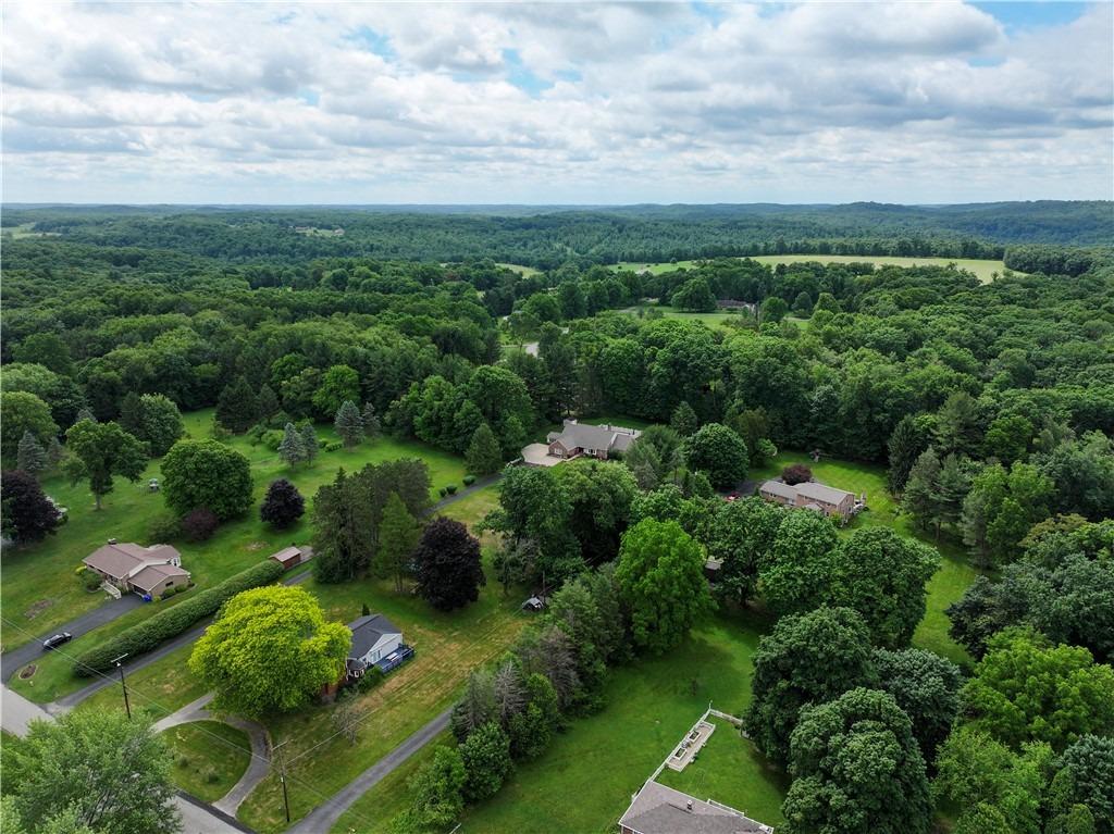 Oak Ridge Dr, Butler, PA 16002