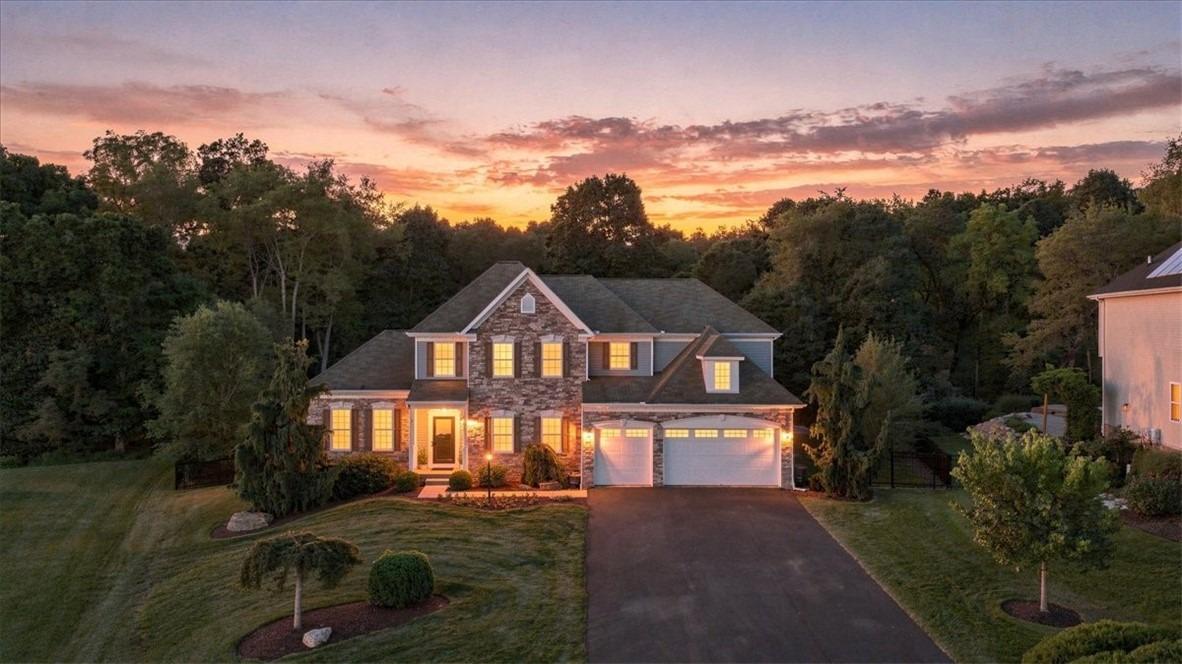 White Pine Ln, Baden, PA 15005