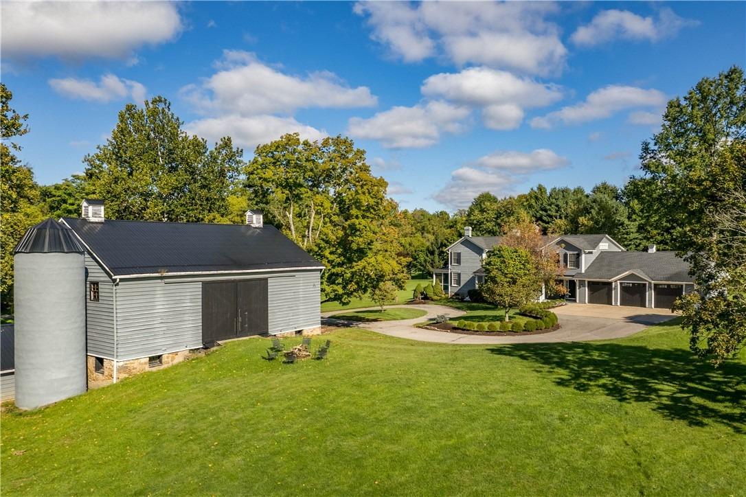 Pink House Ln, Sewickley, PA 15143