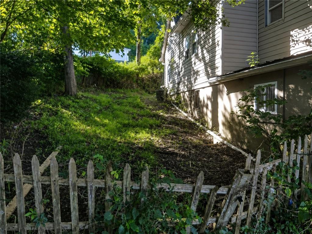 High St, Lyndora, PA 16045