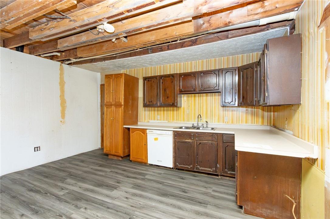 Campbell Run Rd, Ford City, PA 16226