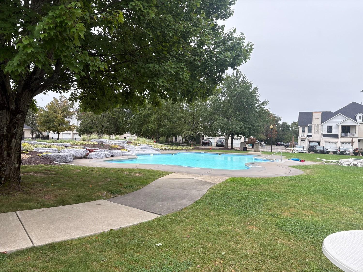 Adams Pointe Blvd, Mars, PA 16046
