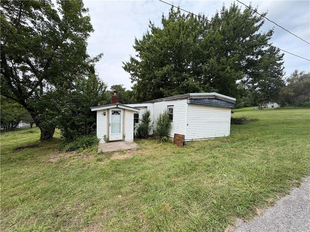Kanouff St, Homer City, PA 15748