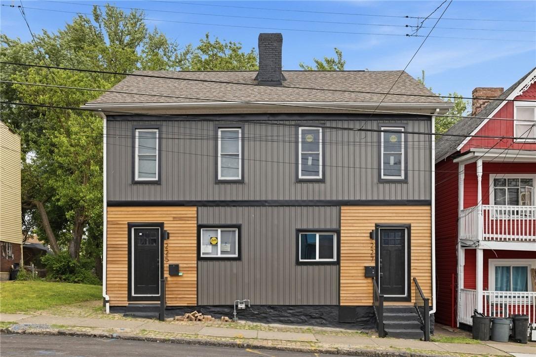E 16th Ave, Homestead, PA 15120