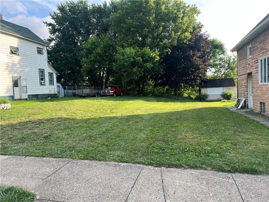 Randolph St, New Castle, PA 16101