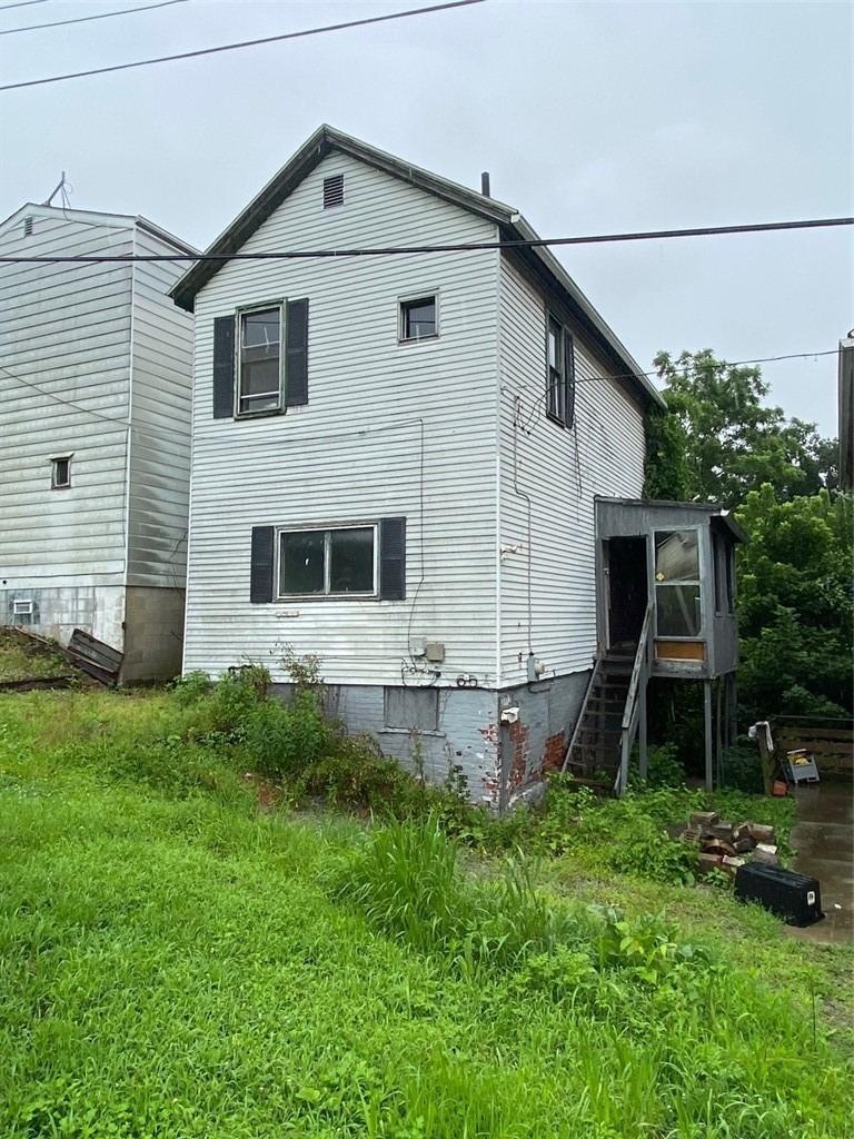 Cronemeyer St, Mckeesport, PA 15132