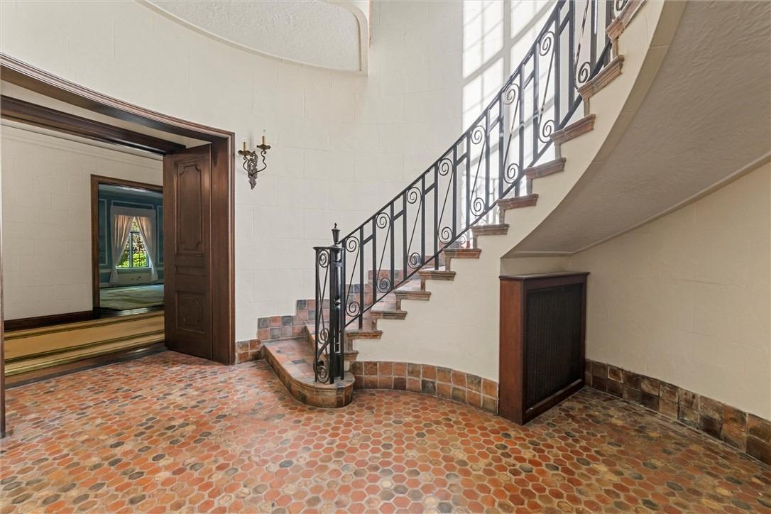 Maple Ave, Oil City, PA 16301