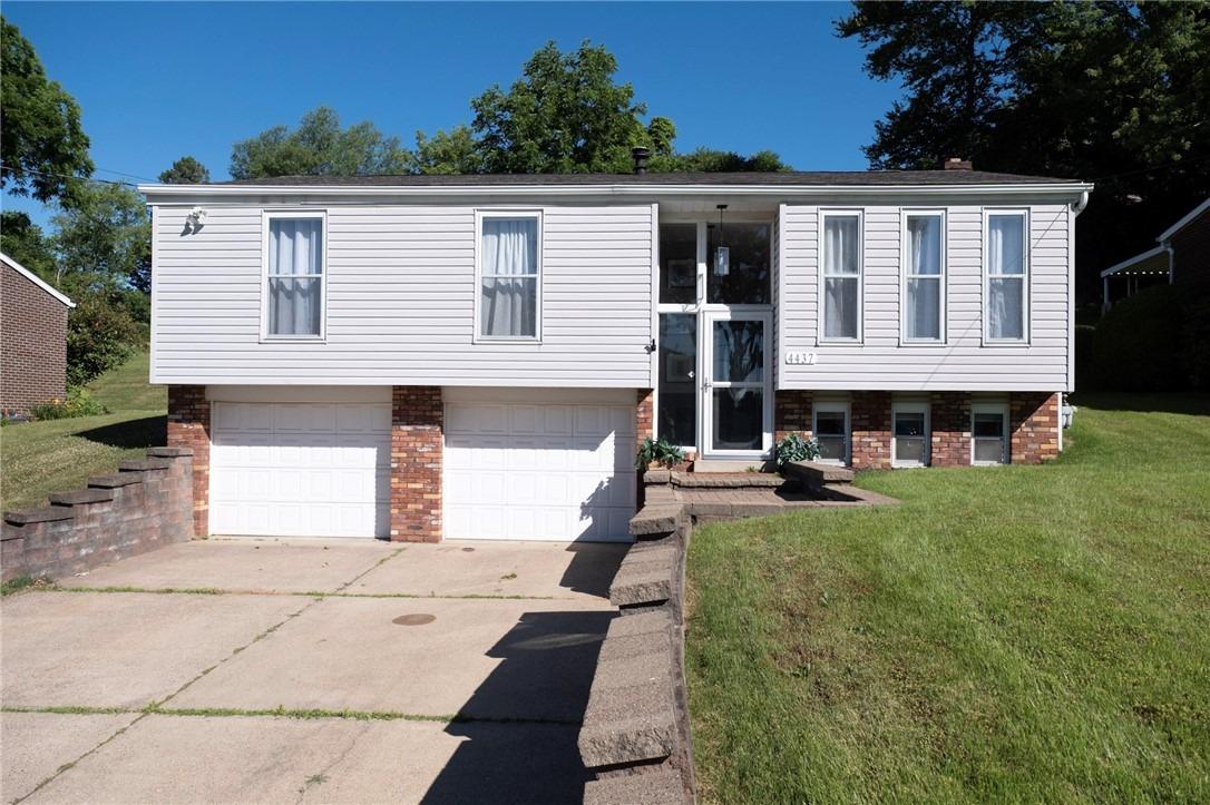 Helmar Dr, Monroeville, PA 15146