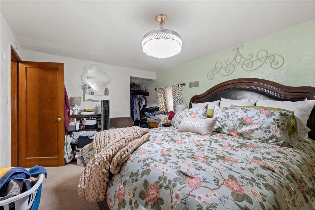 Payne Dr, Pittsburgh, PA 15235