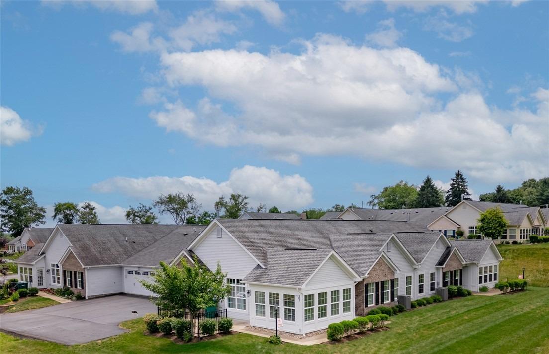 Spring Valley Dr, Zelienople, PA 16063